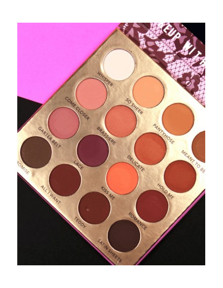 Palette Fard à Paupière " The Lingerie Collection Romantic Nights "