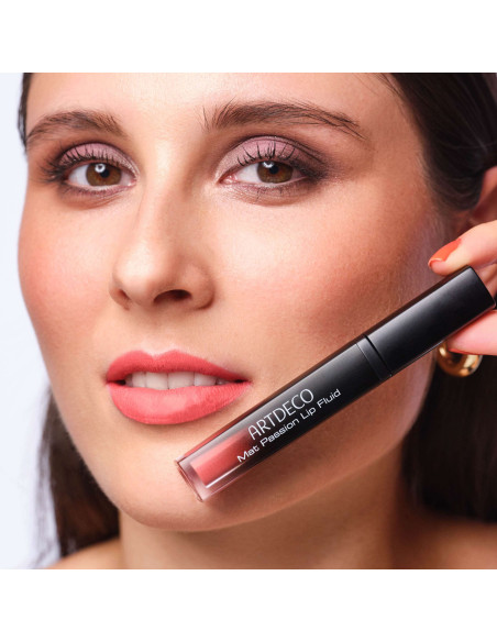 Gloss "Mat Passion Lip Fluid" 67