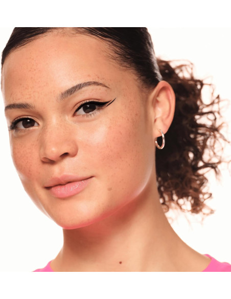 Eyeliner & Correct  " Line It Like A Pro ! "