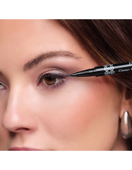 Eyeliner " Deep Black "