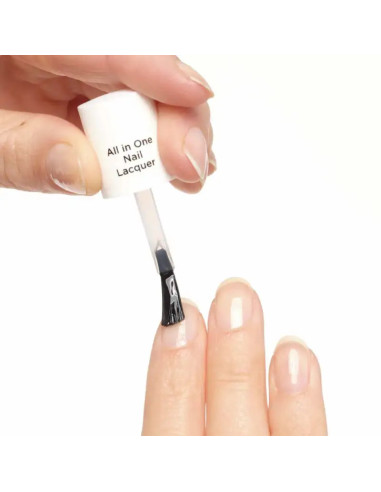 Top Coat " All In One Nail Lacquer "